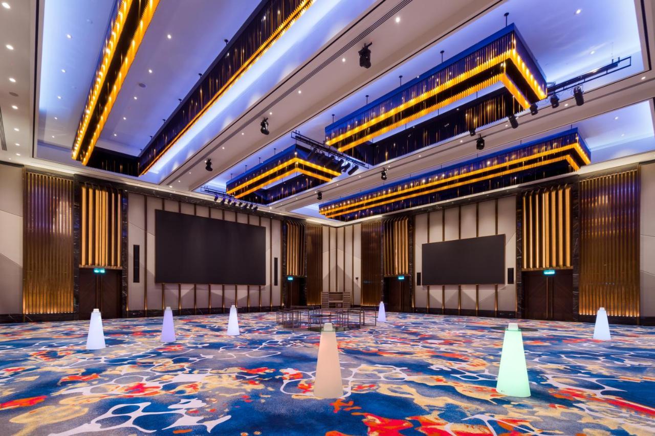 M Resort & Hotel Kuala Lumpur Ngoại thất bức ảnh The Grand Ballroom